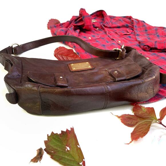 Vintage Y2K Tommy Hilfiger Chocolate Leather Shoulder Bag | 2000s Banana Style - Picture 5 of 16